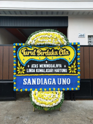 Papan Bunga Duka di Masbagik